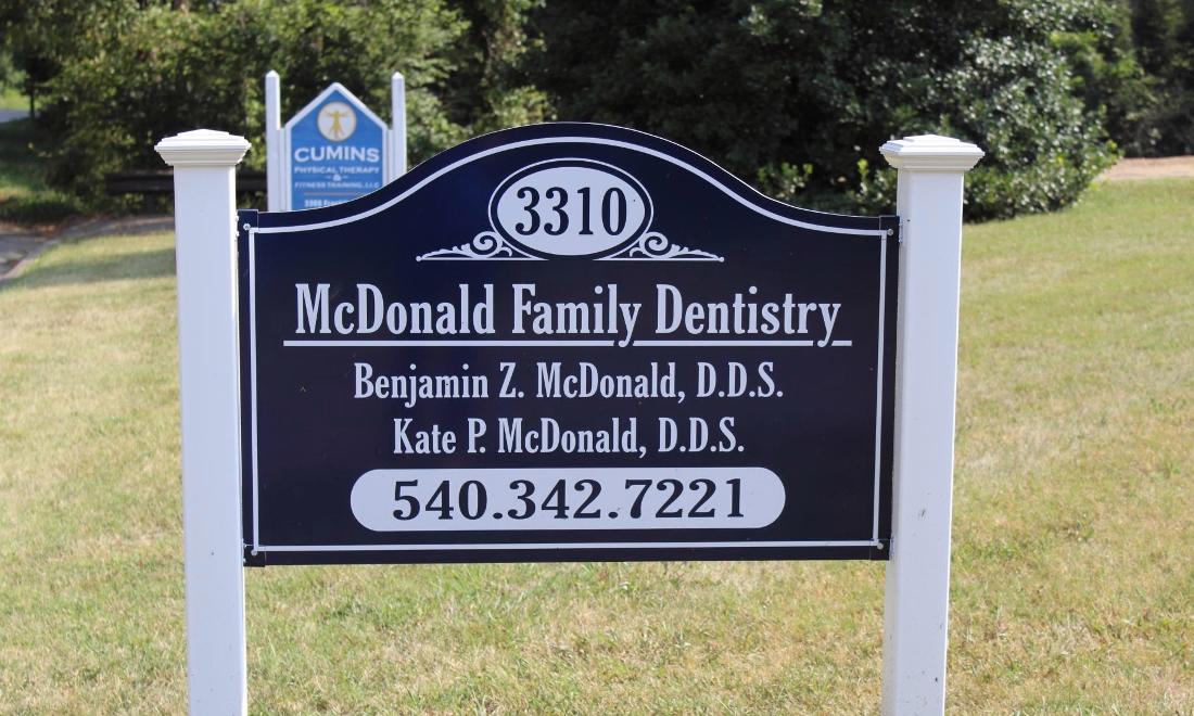 McDonald Famliy Dentistry exterior sign